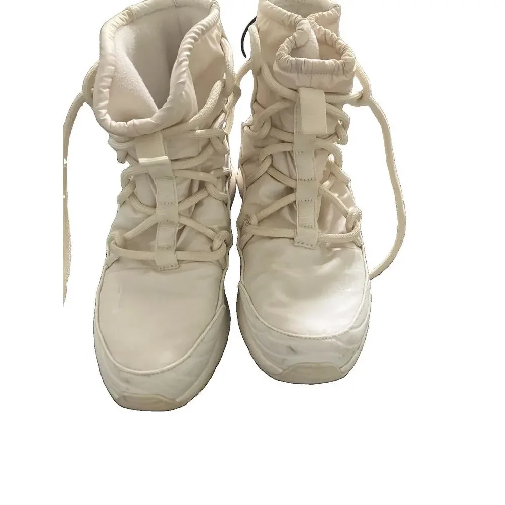 Nike white solid